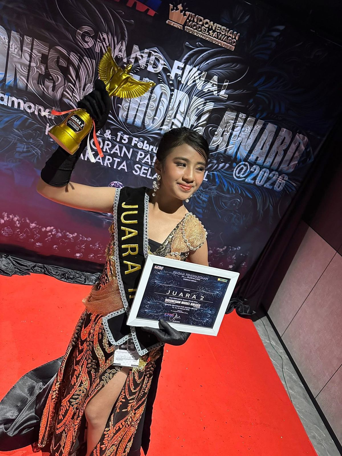 Siswi SMP Negeri 2 Palu Harumkan Nama Sekolah di Indonesian Model Award 2026
